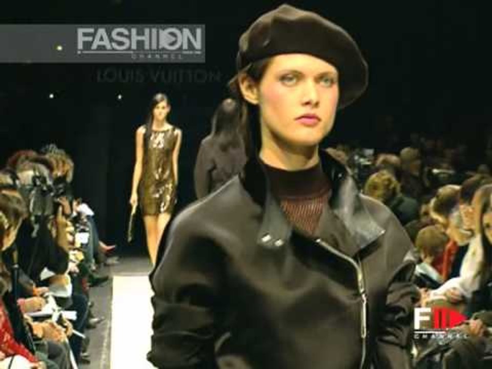 "Louis Vuitton" Autumn Winter 2000 2001 Paris 4 of 4 pret a porter woman by FashionChannel