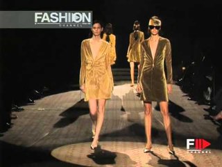 "Gucci" Autumn Winter 2000 2001 Milan 2 of 3 pret a porter woman by FashionChannel