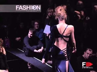 "Versace" Autumn Winter 2004 2005 Milan 3 of 3 Pret a Porter by Fashion Channel