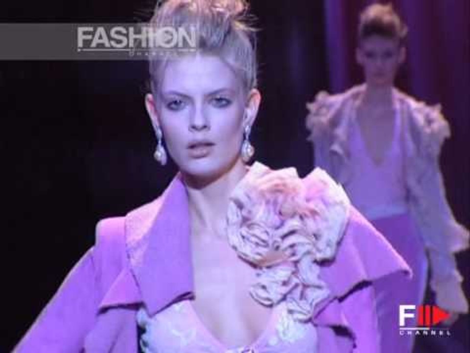 "Emanuel Ungaro" Autumn Winter 2004 2005 Paris 1 of 3 Pret a Porter by FashionChannel