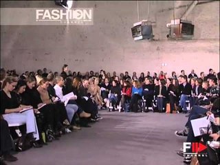 "Helmut Lang" Spring Summer 2001 New York 1 of 3 by FashionChannel