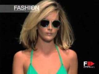 "Versace" Spring Summer 2000 Milan 4 of 4 pret a porter woman by Fashion Channel