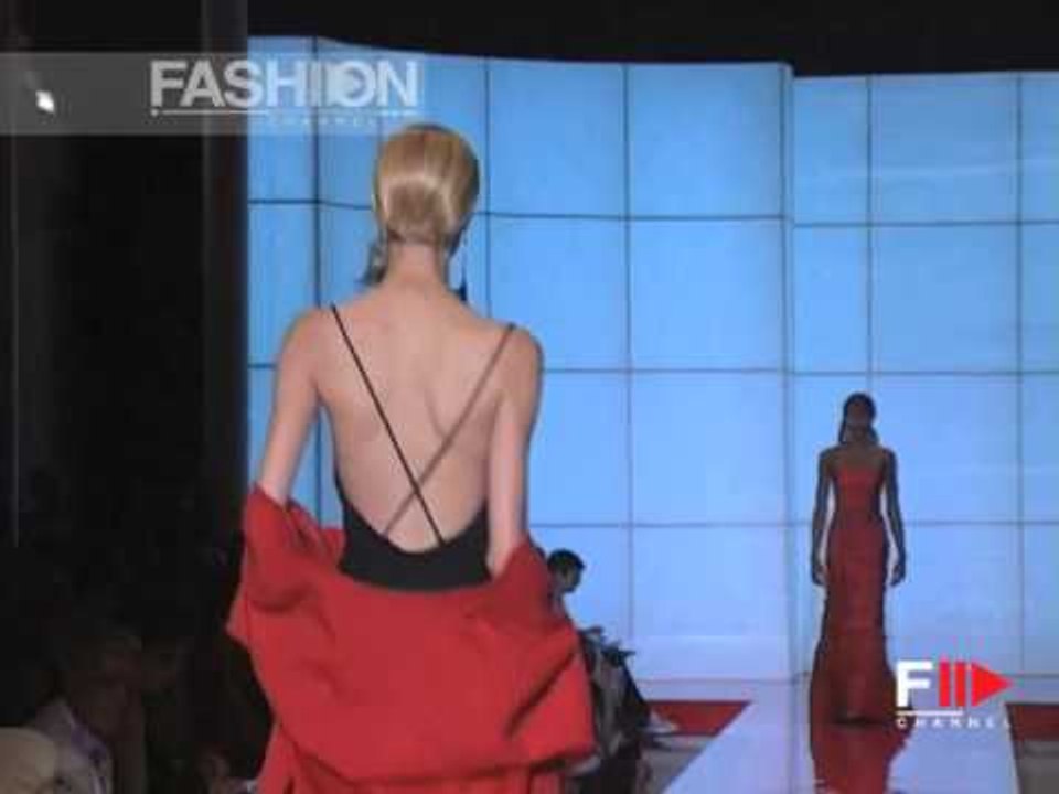 "Valentino" Autumn Winter 1999 2000 Paris 6 of 6 Haute Couture woman by FashionChannel