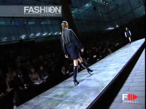 Louis Vuitton Autumn Winter 2003 2004 Paris 2 of 3 Pret a Porter Woman by FashionChannel