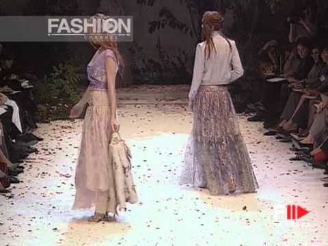 Emanuel Ungaro Spring Summer 1999 Paris 2 of 4 Haute Couture woman by FashionChannel