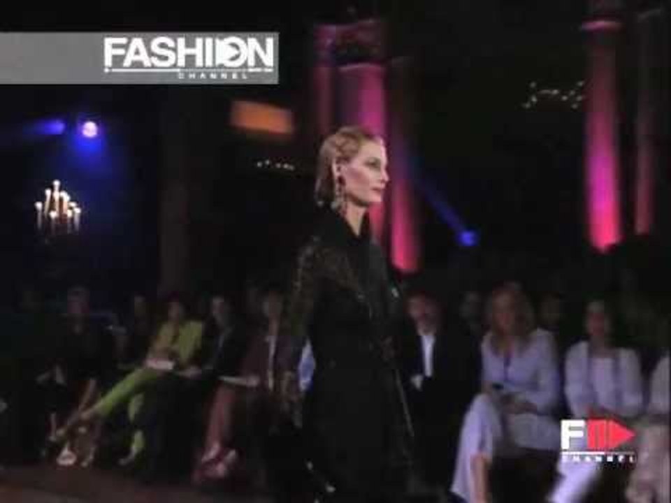 "Elie Saab" Autumn Winter 1998 1999 Paris 1 of 7 Haute Couture woman by FashionChannel