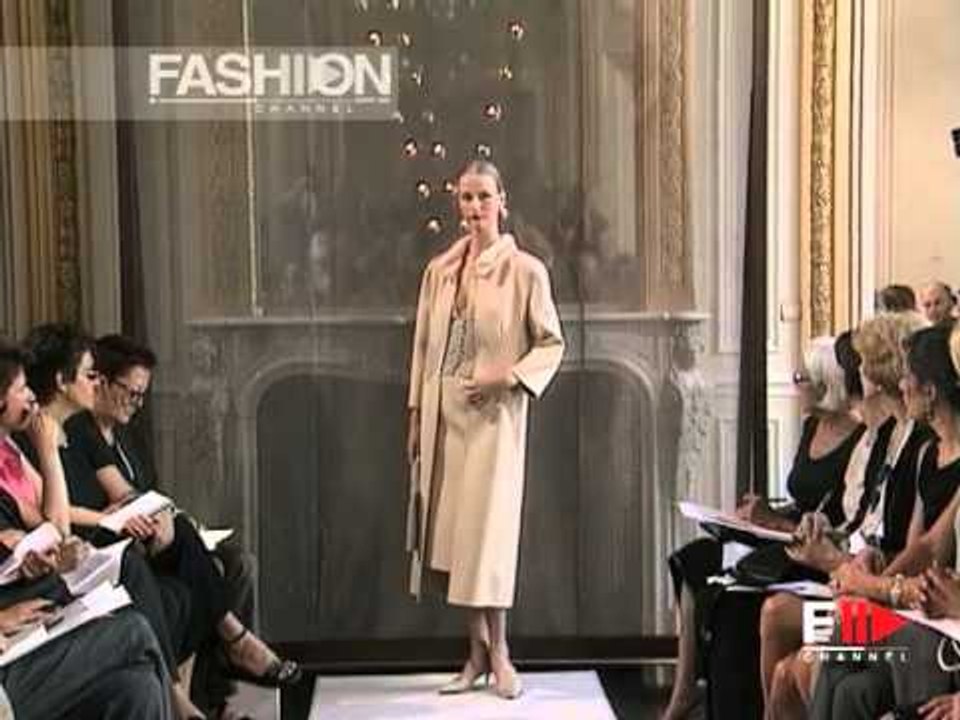 "Valentino" Autumn Winter 1998 1999 Paris 2 of 4 Haute Couture woman by FashionChannel