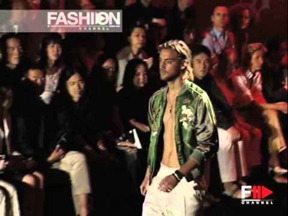 "Gucci" Spring Summer 2003 Milan Part 1 of 3 Menswear by FashionChannel