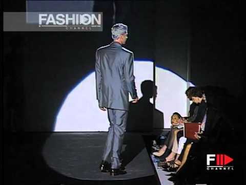 Gucci Spring Summer 1998 Milan 3 of 5 pret a porter woman by FashionChannel