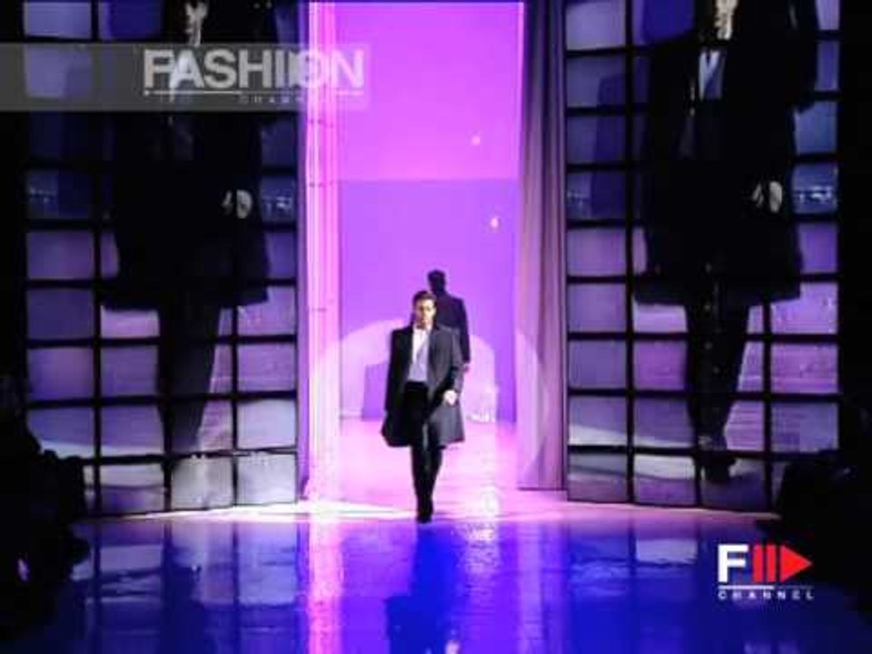 "Istante Versus Versace" Autumn Winter 1997 1998 Milan 4 of 4 men by Fashion Channel.mov