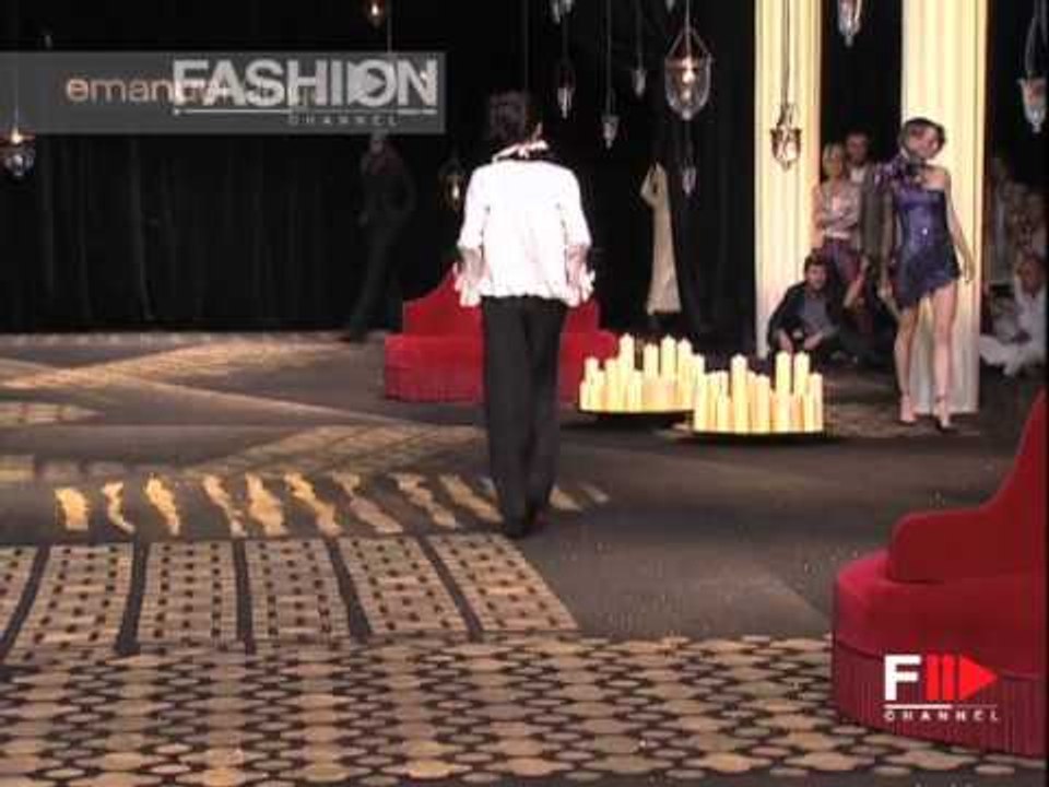 "Emanuel Ungaro" Autumn Winter 2001 2002 2 of 4...