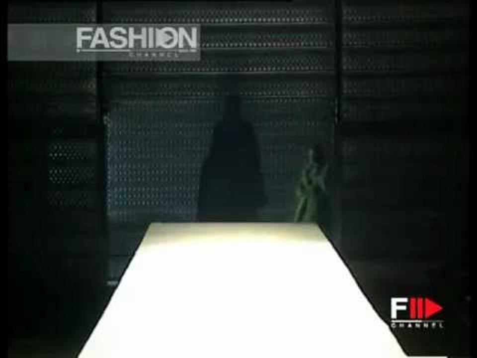 "Yohji Yamamoto" Autumn Winter 1996 1997 Paris 7 of 7 pret a porter woman by FashionChannel