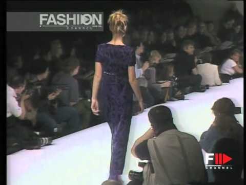 Max Mara Autumn Winter 1996 1997 Milan 5 of 5 pret a porter woman by FashionChannel