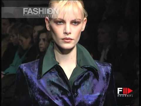 Alberta Ferretti Autumn Winter 1996 1997 Milan 1 of 3 pret a porter woman by FashionChannel