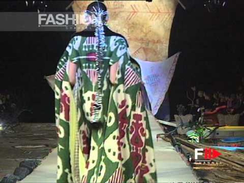 "John Galliano" Autumn Winter 1996 1997 Paris 3 of 6 pret a porter woman by FashionChannel