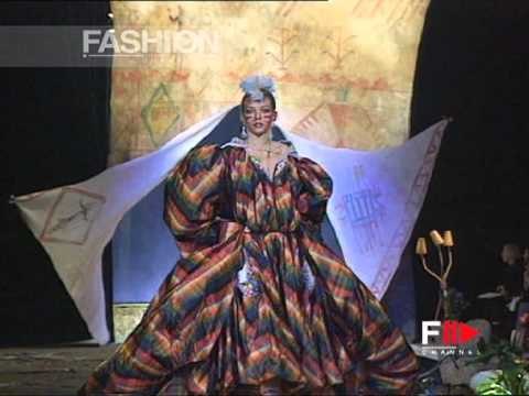 John Galliano Autumn Winter 1996 1997 Paris 1 of 6 pret a porter woman by FashionChannel