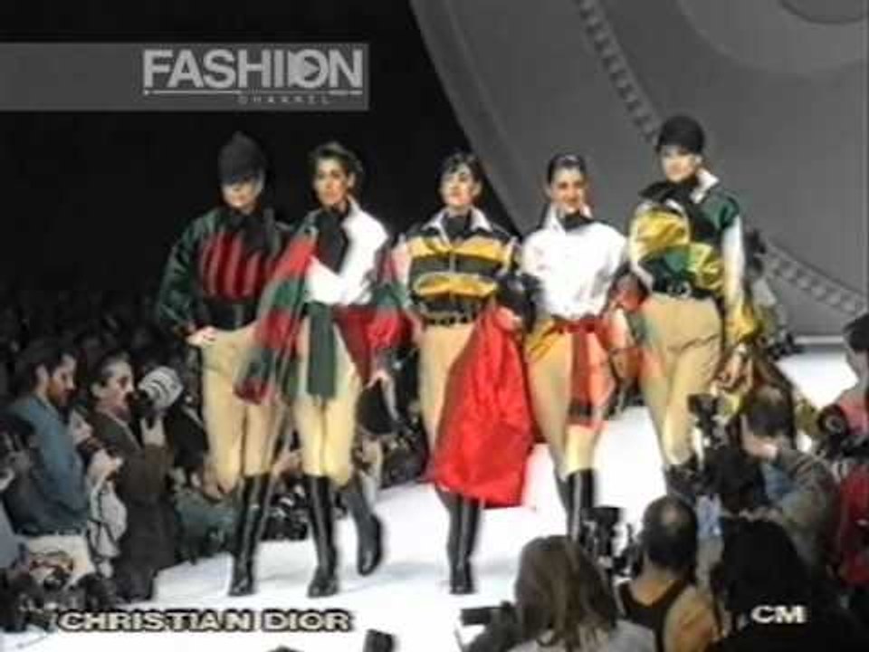 "Christian Dior" Autumn Winter 1990 1991 Paris Pret a Porter Woman by Canale Moda