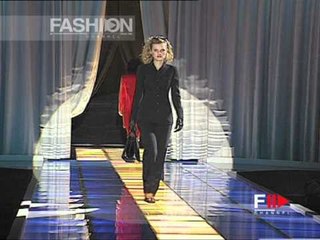 "Gianni Versace" Autumn Winter 1996 1997 Milan 1 of 4 pret a porter woman by Fashion Channel