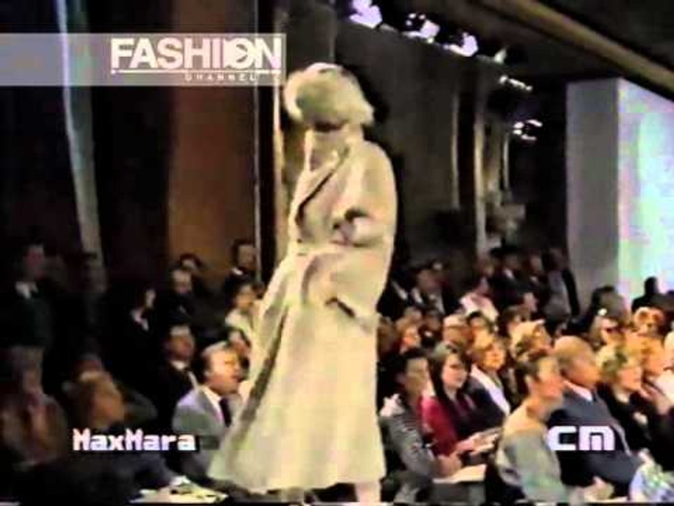 "Coats Special   Max Mara" Autumn Winter 1984 1985 Milan Pret a Porter Woman by Canale Moda