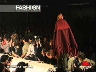"Romeo Gigli" Autumn Winter 1990 1991 Paris Pret a Porter Woman by Canale Moda