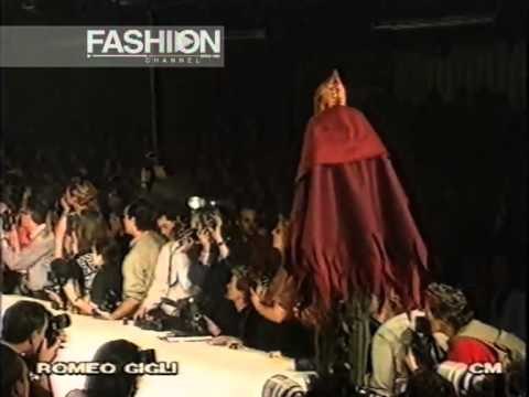 Romeo Gigli Autumn Winter 1990 1991 Paris Pret a Porter Woman by Canale Moda