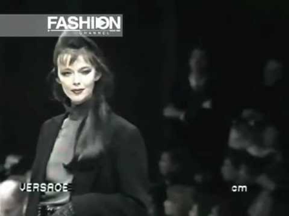 "Versace" Autumn Winter 1988 1989 Milan pret a porter women by Canale Moda