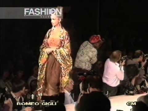 Romeo Gigli Spring Summer 1990 Milan pret a porter women by Canale Moda