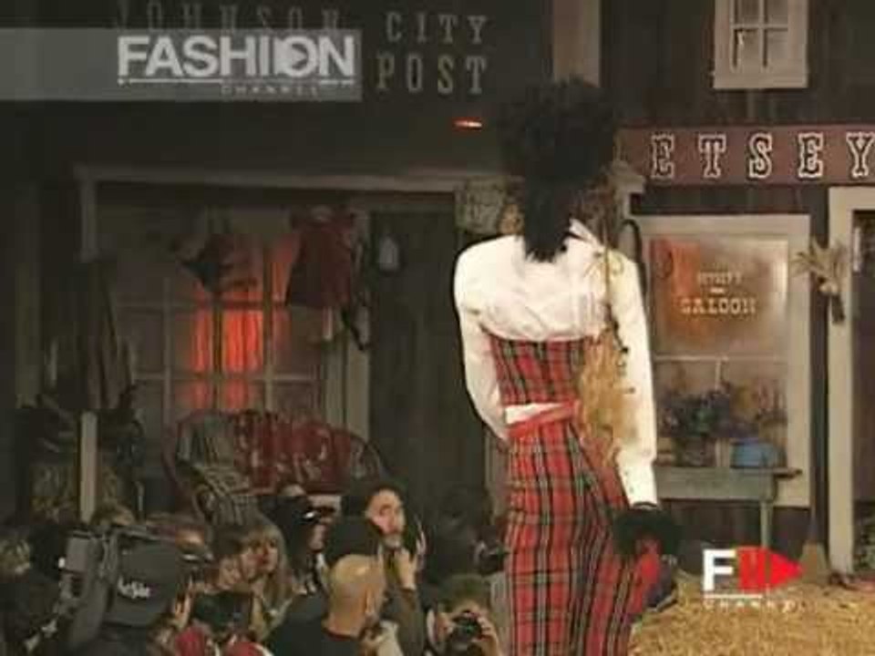 "Betsey Johnson" Autumn Winter 1995 1996 New York 3 of 6 pret a porter woman by FashionChannel