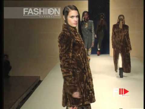 Rifat Ozbek Autumn Winter 1995 1996 Milan 2 of 4 pret a porter woman by FashionChannel