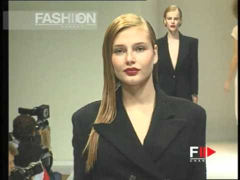 Gucci Spring Summer 1995 Milan 1 of 4 pret a porter woman by FashionChannel