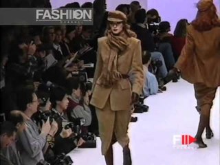 "Max Mara" Autumn Winter 1992 1993 Milan 2 of 3 Pret a Porter Woman by FashionChannel