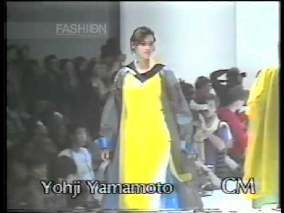 "Yohji Yamamoto" Autumn Winter 1983 1984 Paris Pret a Porter Woman by Canale Moda