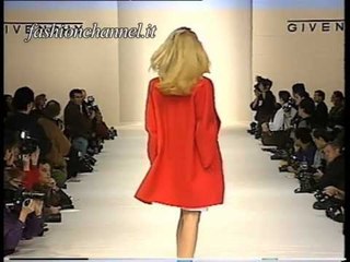 "Givenchy" Spring Summer 1993 Paris 3 of 7 pret a porter woman by FashionChannel