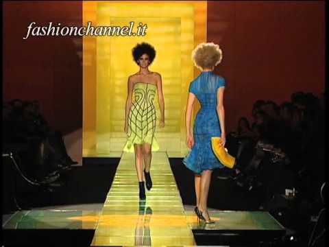 Versace Spring Summer 2001 Paris 3 of 5 Haute Couture by FashionChannel