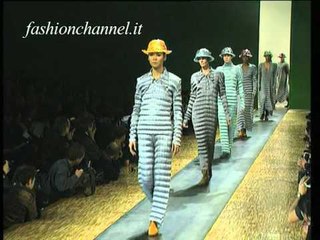 "Issey Miyake" Autumn Winter 1994 1995 Paris 2 of 8 pret a porter woman by FashionChannel
