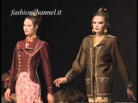 Emanuel Ungaro Spring Summer 1993 Paris 4 of 6 pret a porter women by FashionChannel