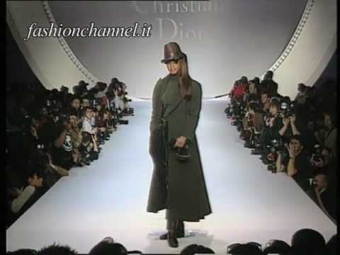 Christian Dior Autumn Winter 1994 1995 Paris 4 of 8 pret a porter woman by FashionChannel