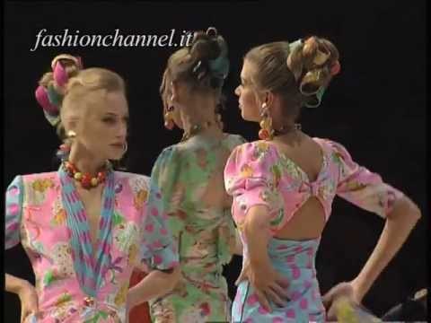 Emanuel Ungaro Spring Summer 1993 Paris 2 of 6 pret a porter women by FashionChannel