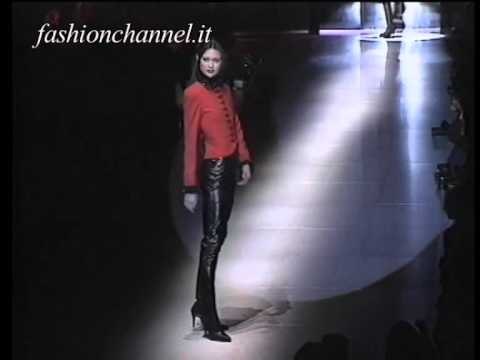 Genny Autumn Winter 1993 1994 Milan 4 of 5 pret a porter woman by FashionChannel