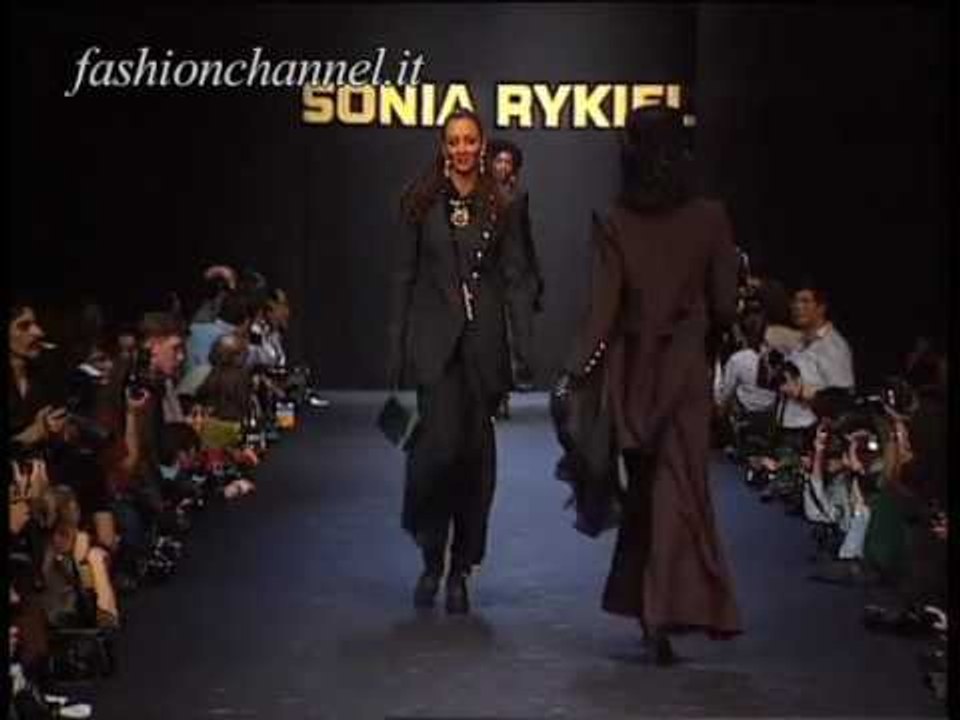 "Sonia Rykiel" Autumn Winter 1993 1994 Paris 7 of 8 pret a porter woman by FashionChannel