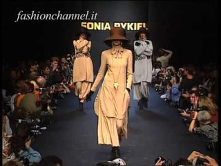 "Sonia Rykiel" Autumn Winter 1993 1994 Paris 1 of 8 pret a porter woman by FashionChannel