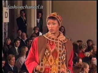 "Oscar De La Renta" Autumn Winter 1993 1994 New York 1 of 3 pret a porter woman by FashionChannel