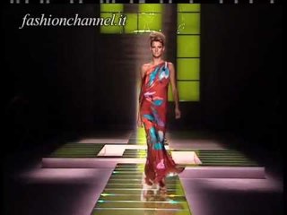 "Versace" Spring Summer 2001 Milan 3 of 3 pret a porter woman by FashionChannel