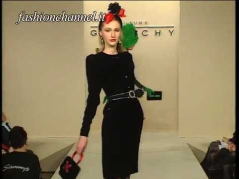 Givenchy Autumn Winter 1993 1994 Paris 5 of 7 pret a porter women by FashionChannel