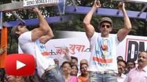 Hrithik Roshan FLEXES His Muscles @ Dino Morea's Fitness Launch