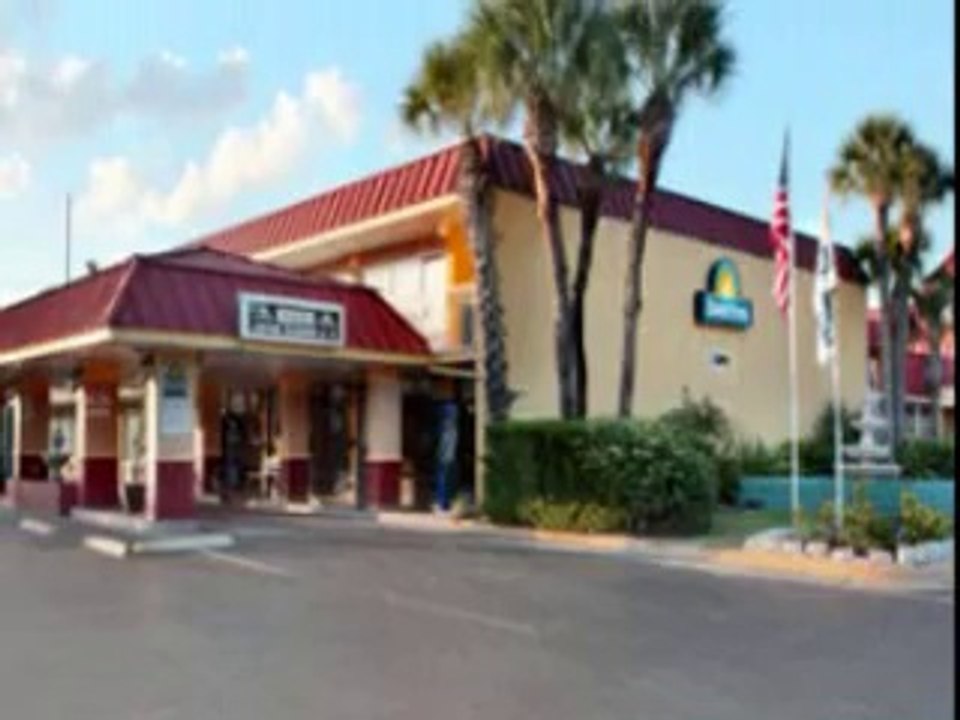 Hotel Near Typhoo Lagoon