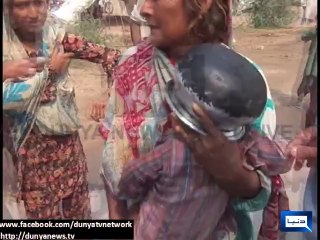 Dunya news-Exclusive footage:Baby's head stuck in empty pot in search of food in Khushab