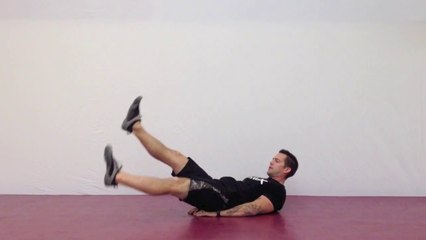 Evde egzersiz - Flutter Kicks - Fitekran.com