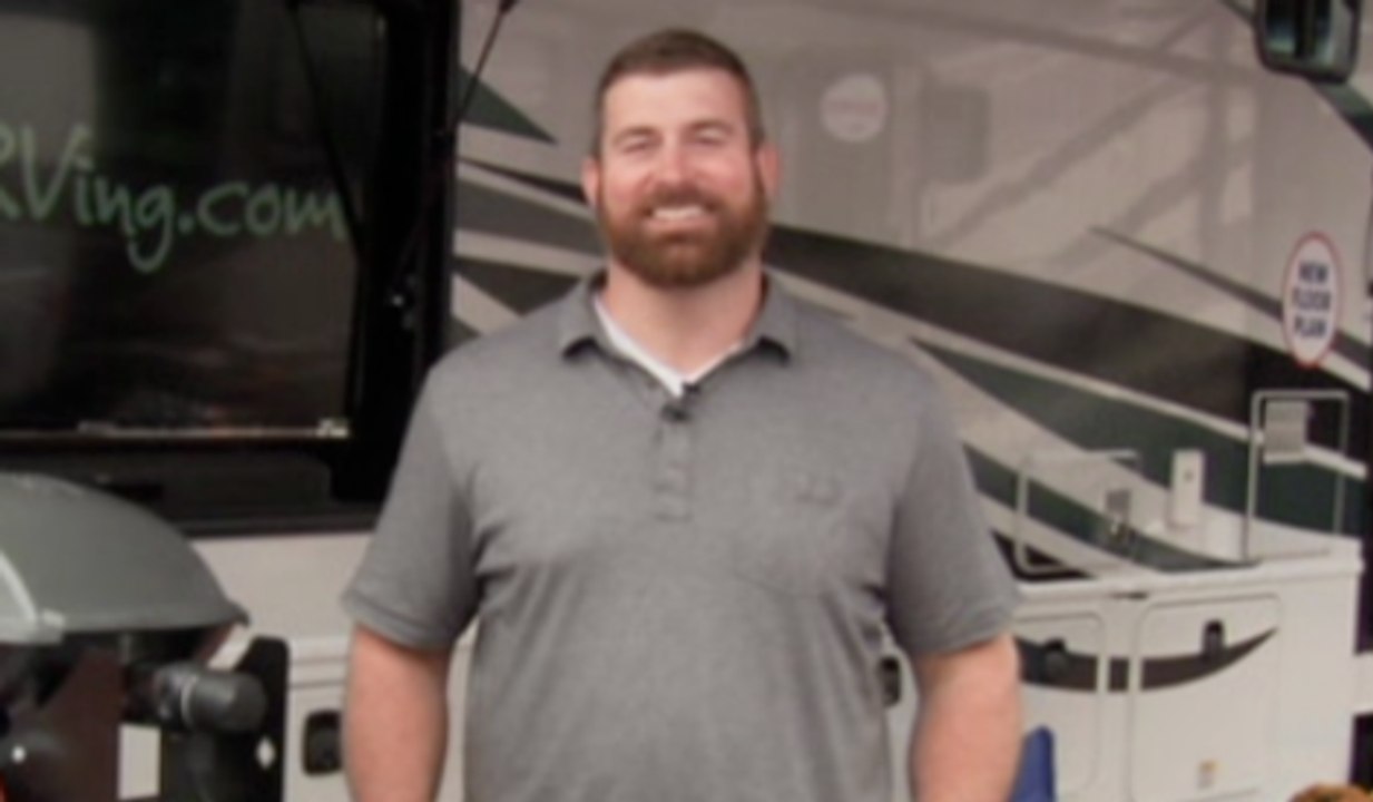 Matt Light Talks Patriots, Rice, Goodell