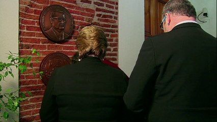 Bachelet pide fin del silencio